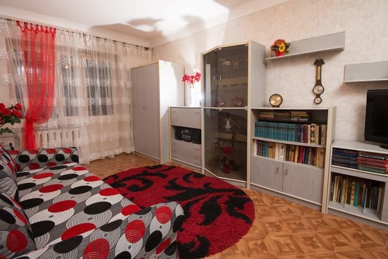 Apartment On Illyushy Kulyka At The Supermarket Fresh Fabrika Kherson Bagian luar foto